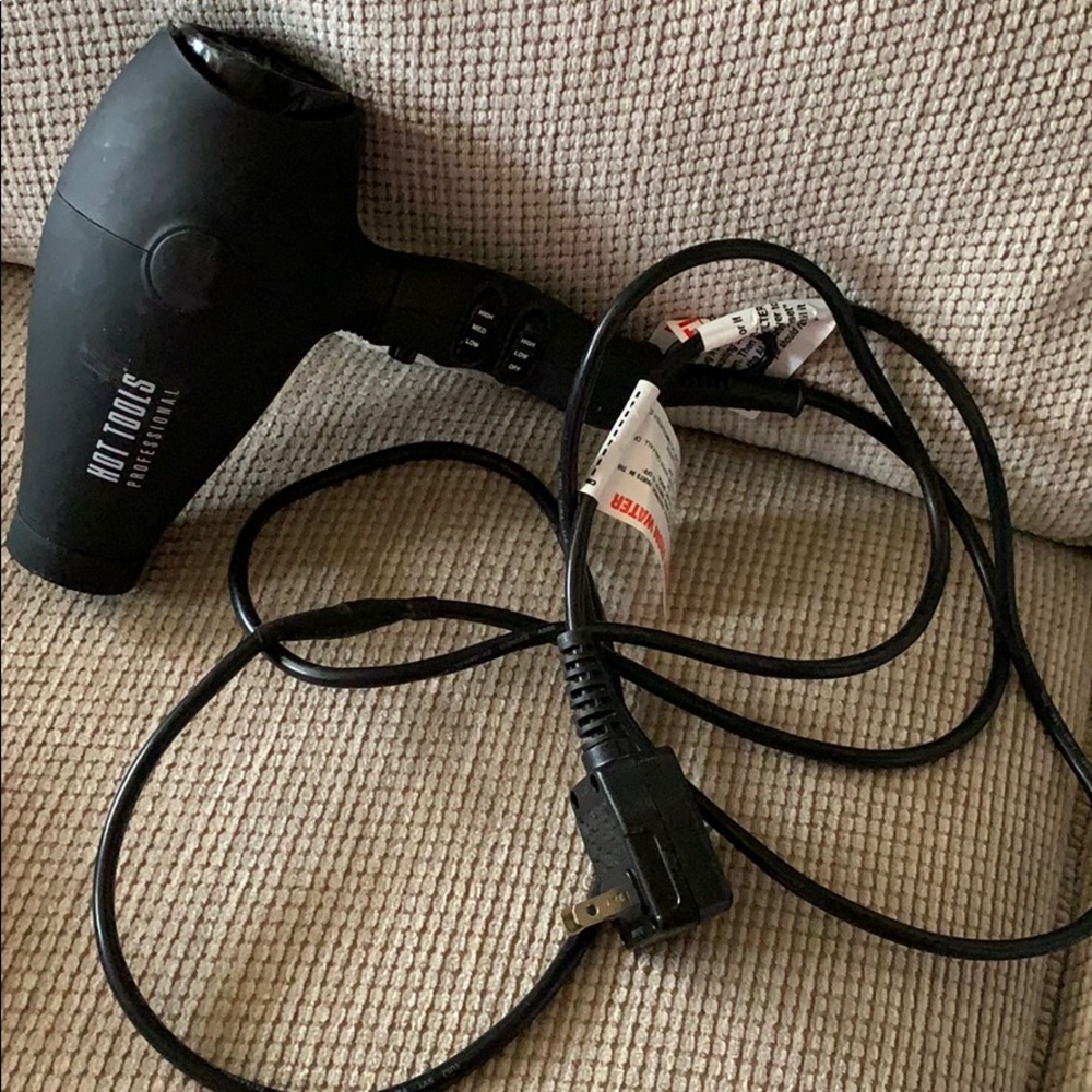 Refirbished hot tool hair dryer!